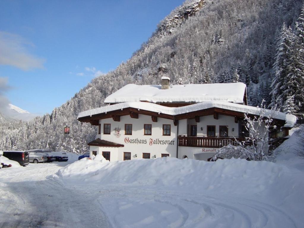 Ferienwohnung Gasthaus Falbesoner Gschnitz Exterior foto
